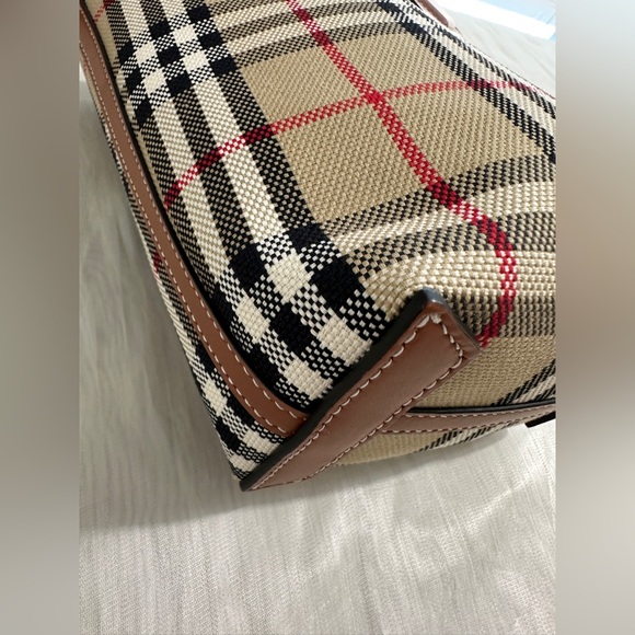 Burberry Beige Mini London Tote Bag - Picture 7 of 14